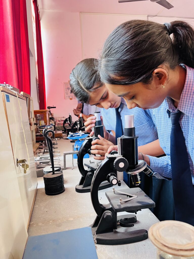 Science Lab in TRM SChool